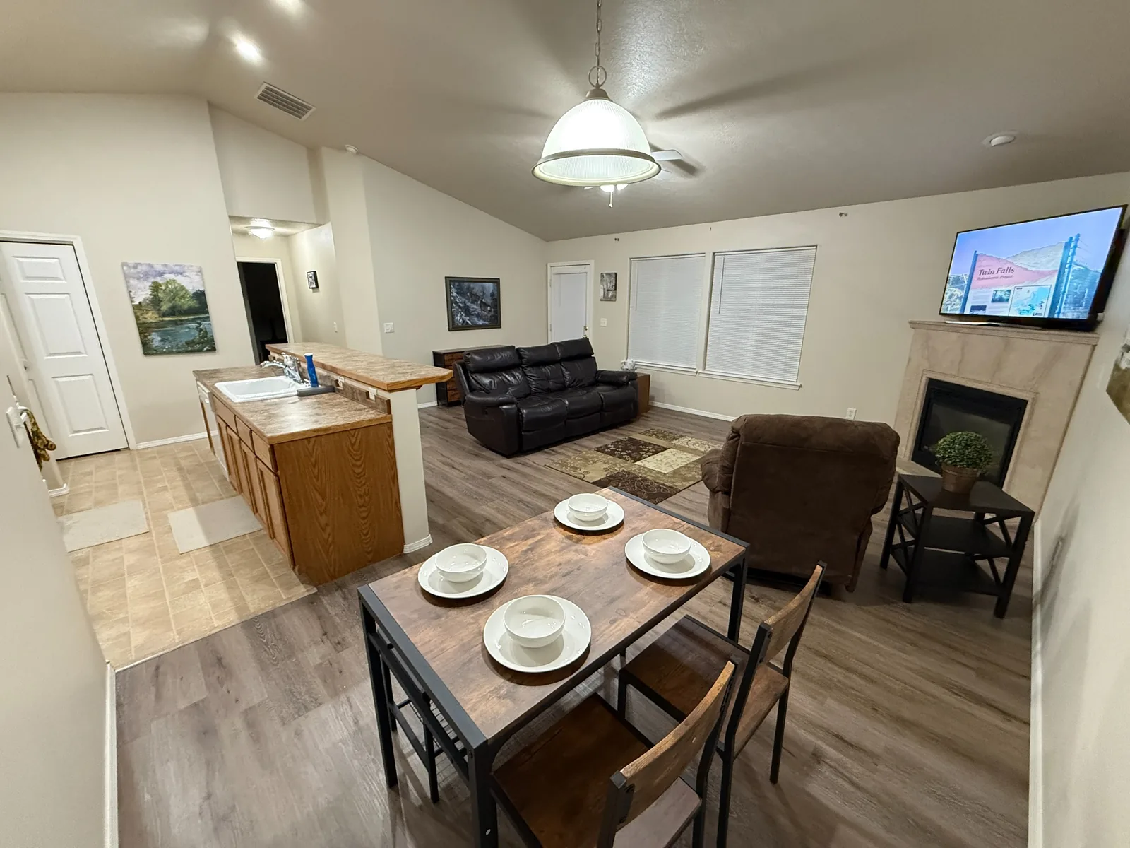 Clean Airbnb living and dining area serviced by Twin Falls Cleaning
