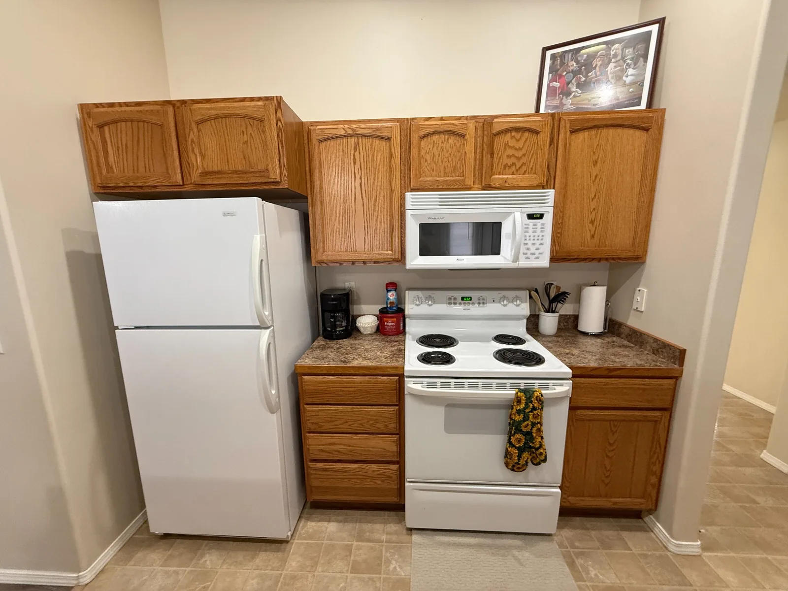 Clean kitchen after Airbnb turnover